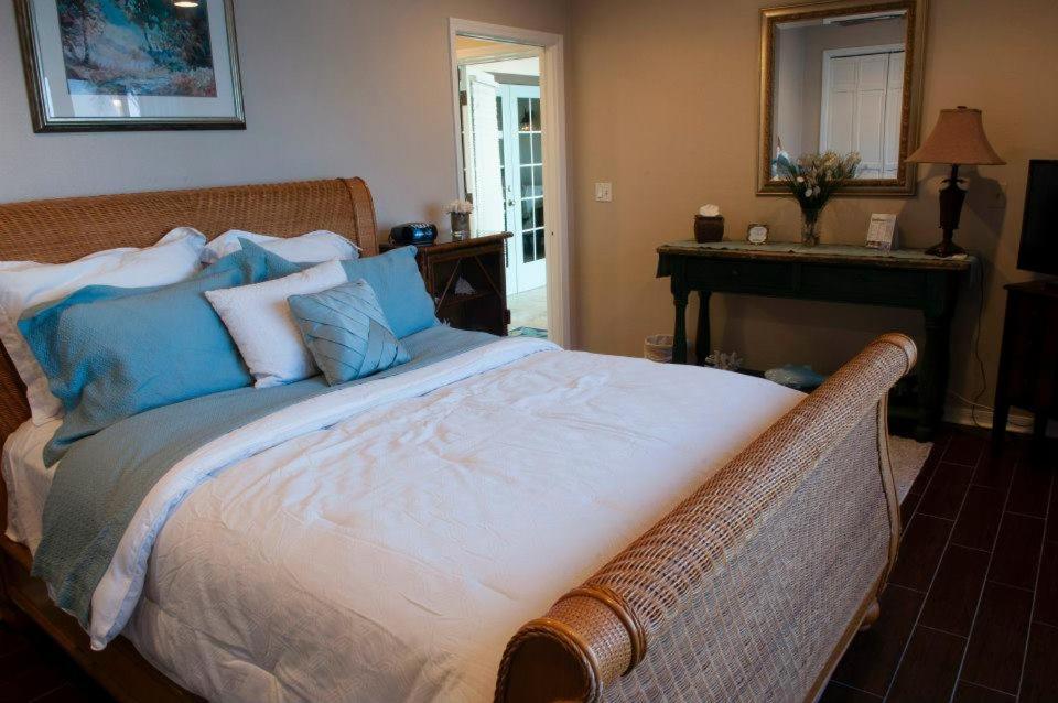 Pasa Tiempo (Adults Only) Hotel St. Pete Beach Buitenkant foto